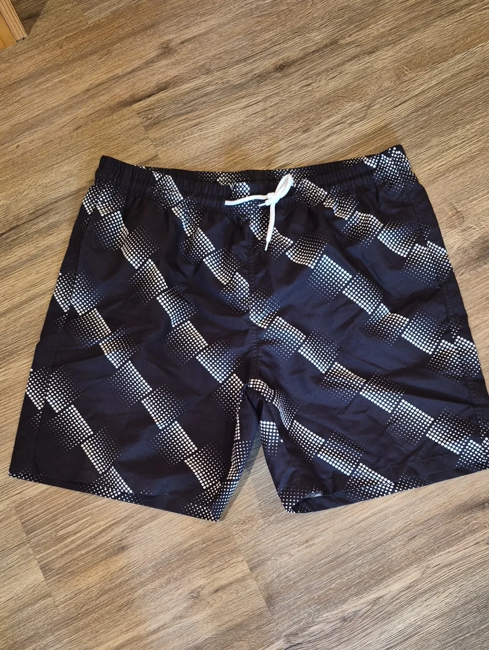 Amazon Essentials Black Swim Trunks with White Dot Pattern